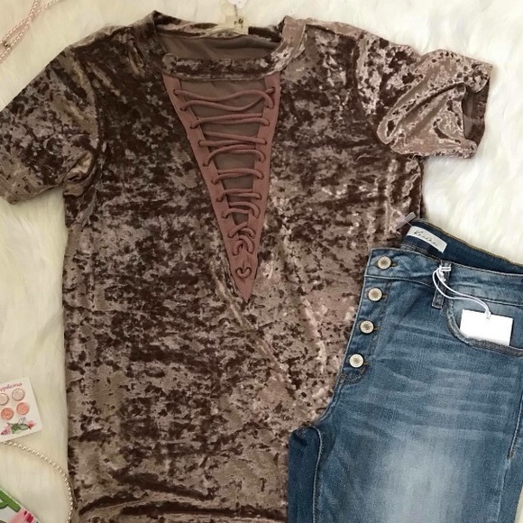 SALE NWT Fall Stunner by Entro Velvet Shirt - Picture 2 of 4